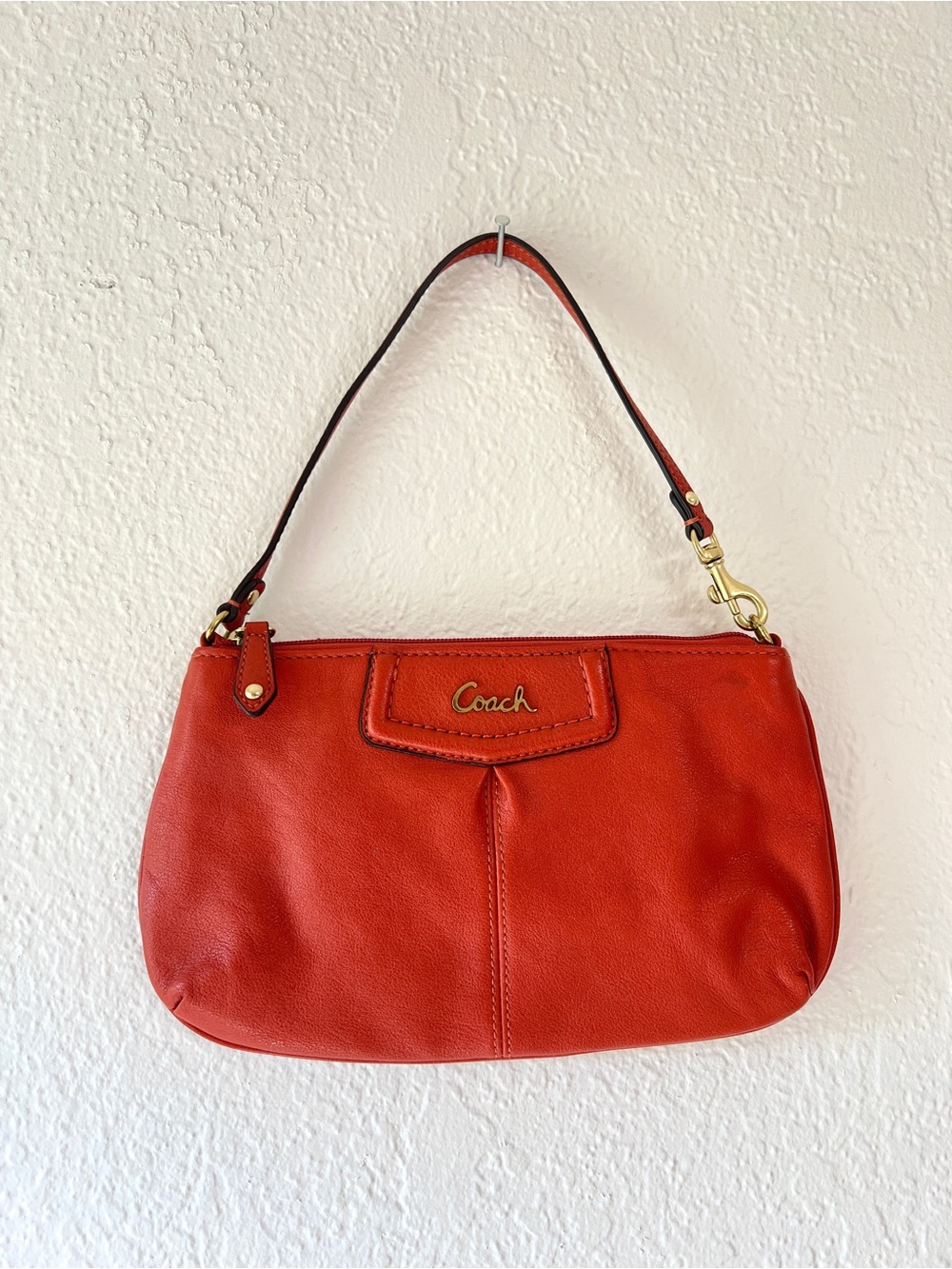 COACH Ashley large red leather wristlet wallet purse EUC - Picture 2 of 9
